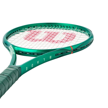 Wilson Blade 100 V10 Frm Tennisracket Green