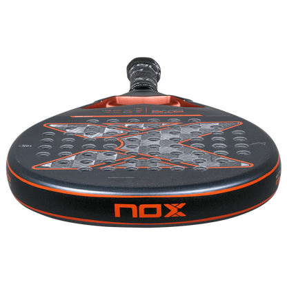 NOX AT10 Genius 18K Alum 2025 Padelracket by Agustín Tapia